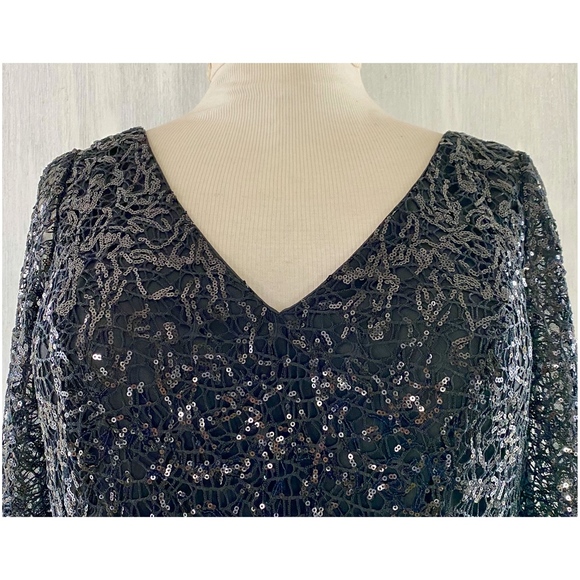 JASMINE BLACK LABEL Grace Sequin Lace V Neck Dress - Picture 4 of 8